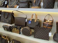 -六六奢品·vintage中古·回收二手奢侈品包包手表首饰(环球港店)