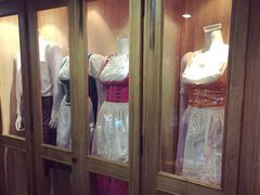 皇冠自酿啤酒坊-皇冠自酿啤酒坊(中国红街5号楼店)