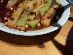 -野山舂·贵州现舂酸汤火锅(鸿通城店)