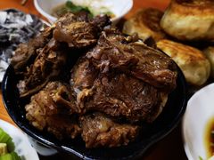 -宝瑞门钉肉饼店