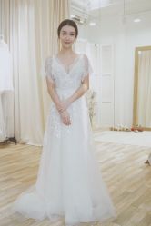 -LaMousse婚纱买手店
