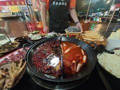 -谭记重庆老火锅(总店)