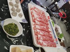 手工切制大刀肉-楼外楼大刀肉传统火锅居(繁荣路店)