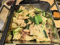 -川堂风·跷脚牛肉·乐山爆炒(宝山日月光店)