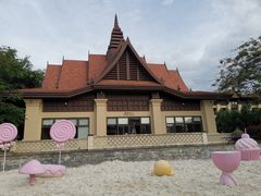 -西双版纳融创皇冠假日度假酒店