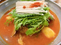 -喇喇排骨火锅·传统韩式脊骨汤(望京西园总店)