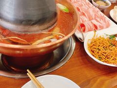 -楼外楼大刀肉传统火锅居(博学路店)