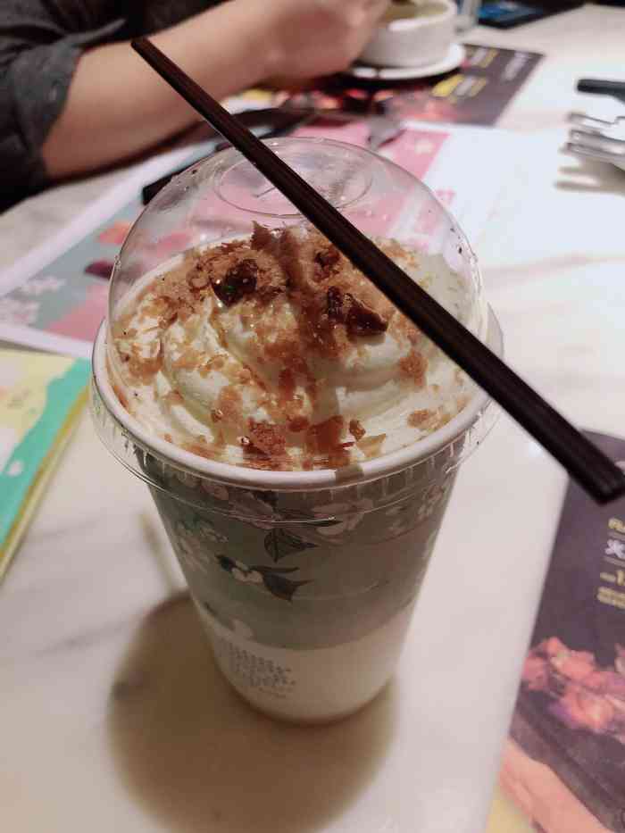 半秋山西餐厅(西园店)-"红豆布丁奶茶很好喝,赞一个,披萨也还可以.