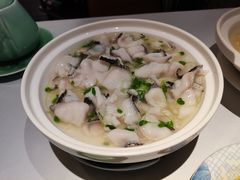 香椿烩鱼片-江南厨子·品苏杭(华润万象店)