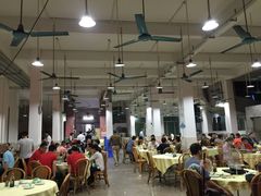 大堂-标记美食新鲜猪杂(兴南大道店)