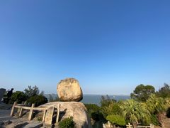 -东山风动石景区