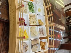 -香麒园·过桥米线·南湖雅宴