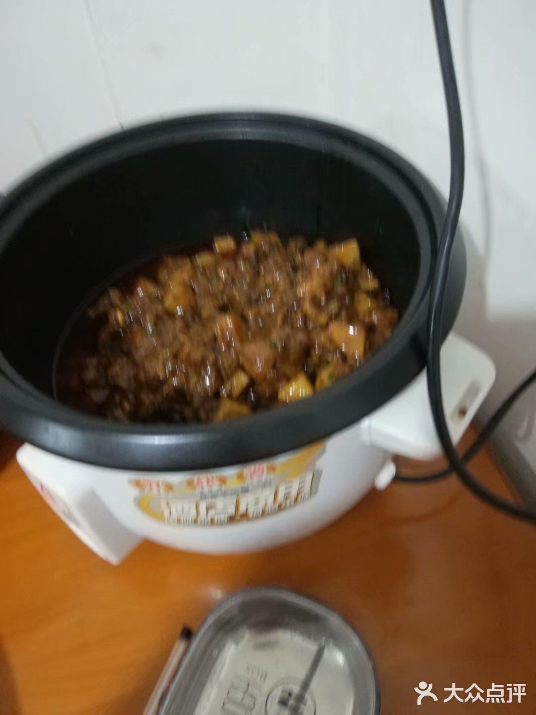 工地：12元【咸烧白】，可续碗，管饱！