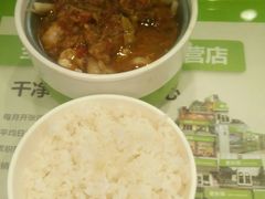 -老乡鸡(六安新加坡御苑店)