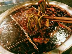 -邓莽子老火锅(中兴路总店)