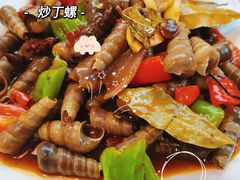 -小鳌陪你小排档·四季小龙虾·田鸡·宵夜(中央第五街店)