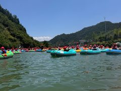 -龙井峡漂流