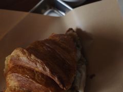可颂包烧卖-不正咖啡(万达尊店)