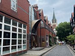 -钟书阁(松江泰晤士小镇店)