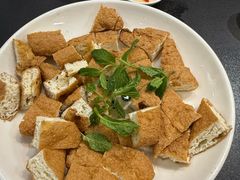 薄荷叶炸豆腐-皮蛋弟砂锅店(总店)