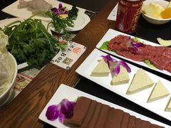 -重庆德庄火锅(体育中心店)