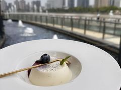 -MONICH牛排融合餐厅(和义大道购物中心店)