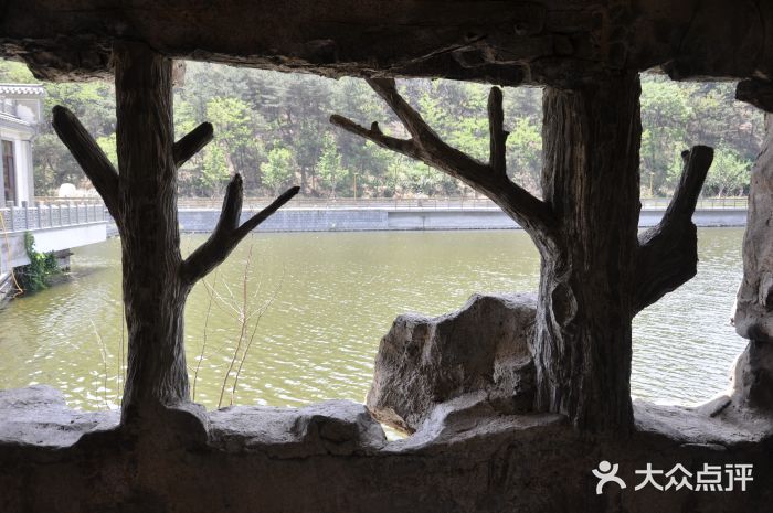 白云雁水峰景台图片