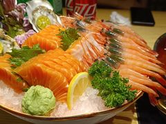 -枝魯枝魯自助料理
