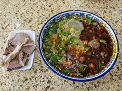 -吾穆勒蓬灰牛肉面·清真(北滨河中路店)