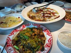 -江渔儿酸菜鱼(万科东荟城店)
