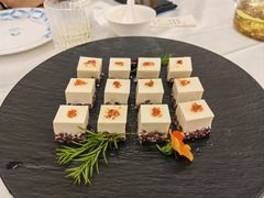 -品海楼·大连海胆锅贴馆(东港店)