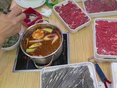 -杨老板·海鲜集市火锅·鲜切牛肉(中防万宝店)
