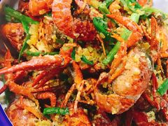 -虾弄弄海派小龙虾·牛羊蝎子火锅
