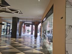 -首创奥特莱斯(西安店)