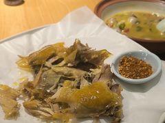 -头上红煨盐鸡·非遗院子餐厅