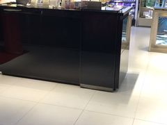 -中免(澳门机场免税店)