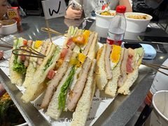 -W COLLECTIVE  DESSERT SHOP