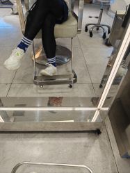 -PE SALON
