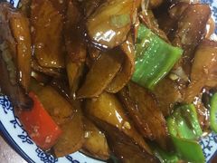 -六禾熏酱小酒馆·东北菜(海甸岛店)