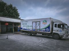 送奶车-扬大康源乳业鲜奶吧(大学北路店)