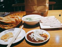 -李连贵熏肉大饼(中街盛京龙城店)