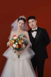 -蒙太奇婚纱摄影(万达店)