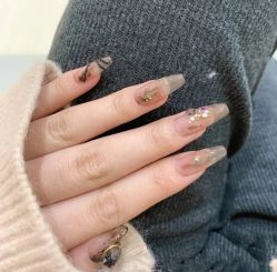 -IDO美甲美睫