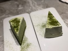 -必胜客(松雷店)