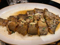 -帅巴人舅母子腊蹄民俗村