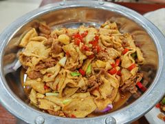-湖南人家湘菜馆(镇江路店)