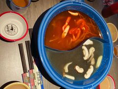 重庆红油经典鸳鸯锅-王歘歘·chuǎ火锅(五道营店)