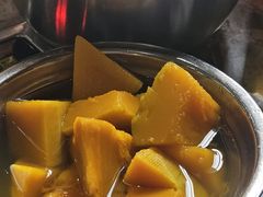-黄利砖万峰林布依特色酸笋牛肉馆