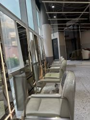 -PE SALON 