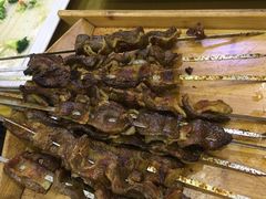 -乡村馕坑肉·烧烤·新疆菜·本地人更爱吃(阿勒泰首店)